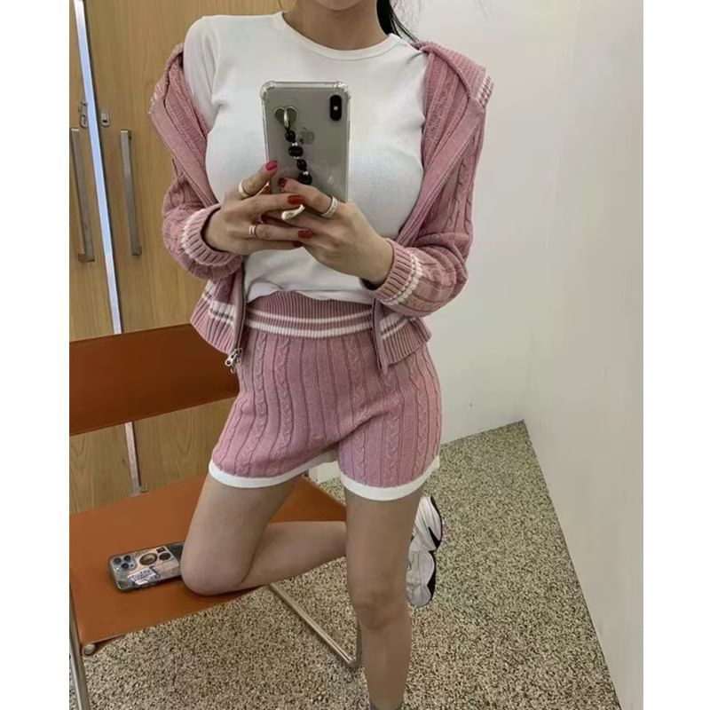 Set: Two-Tone Cable Knit Zip Cardigan & Elastic Waist Shorts