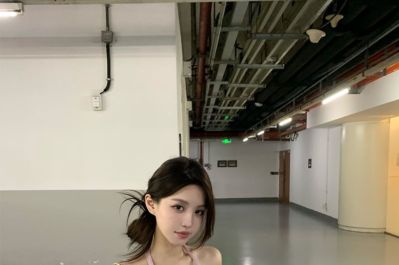 Scoop Neck Plain Top Side-Slit Halter Fit Slim