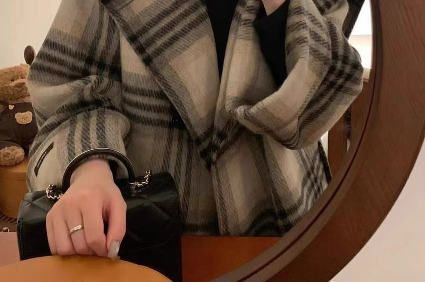 Lapel Collar Plaid Woolen Coat