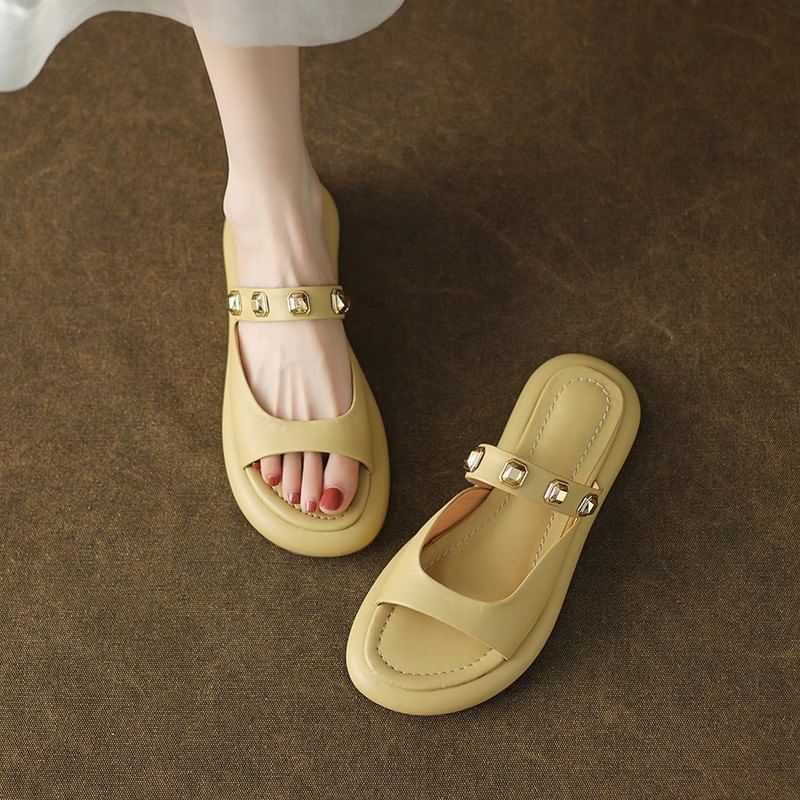 Slide Sandals Studded Platform