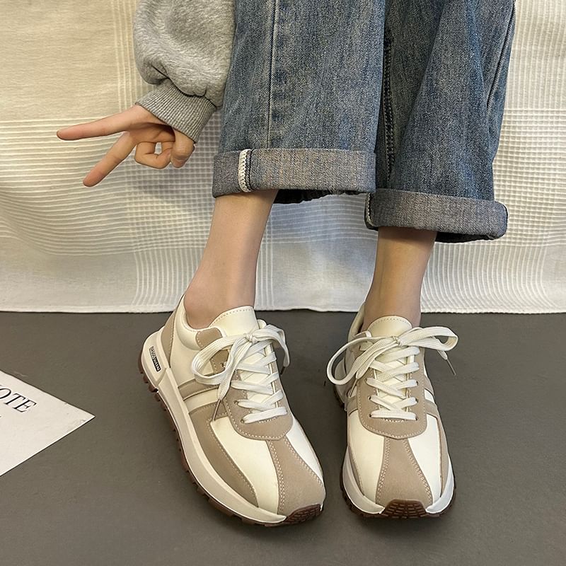 Sneakers Platform Panel