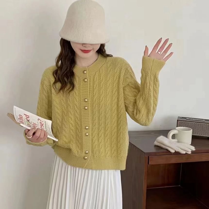 Cable Knit Crewneck Cropped Cardigan