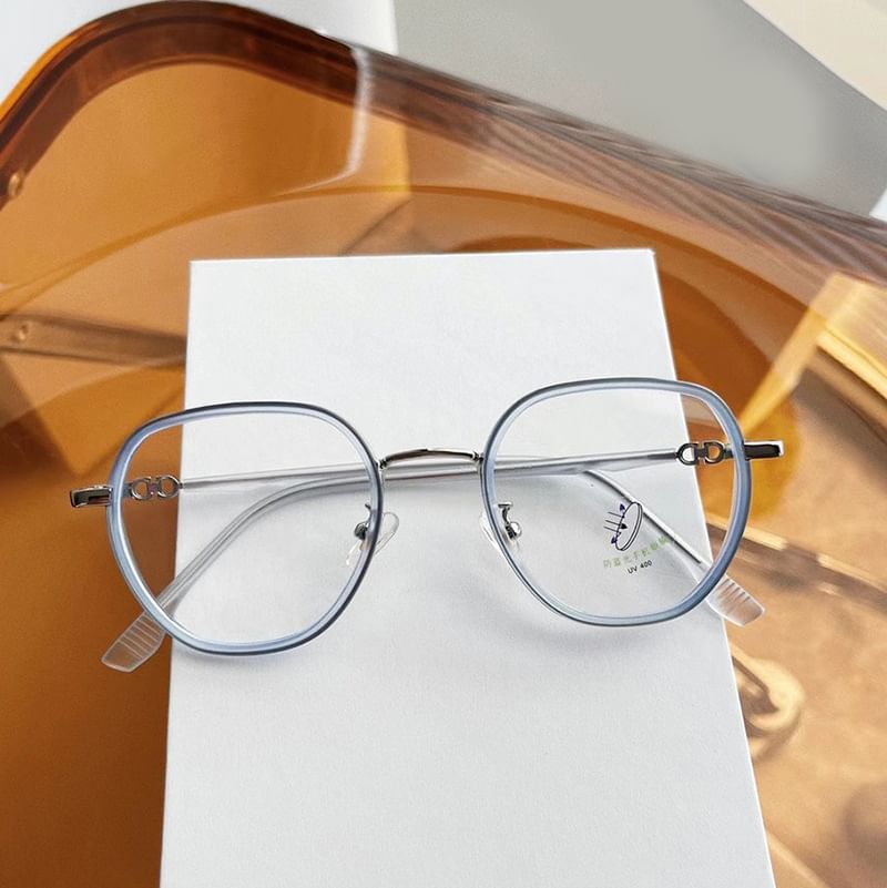 Round Eyeglasses Frame