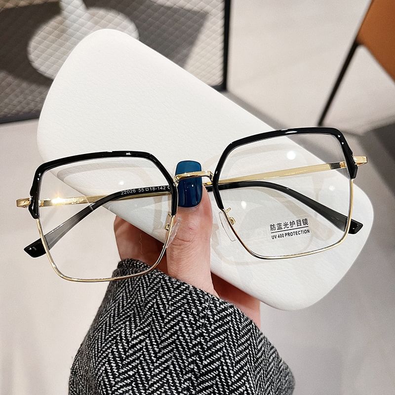 Square Eyeglasses Frame Thin