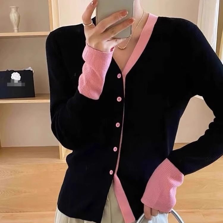 Two-Tone V-Neck Button-Up Cardigan