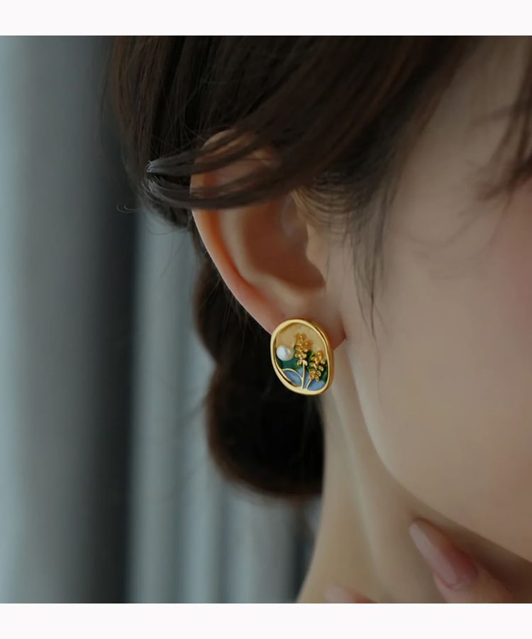 Enamel Stud Clip Earring Faux Pearl / On