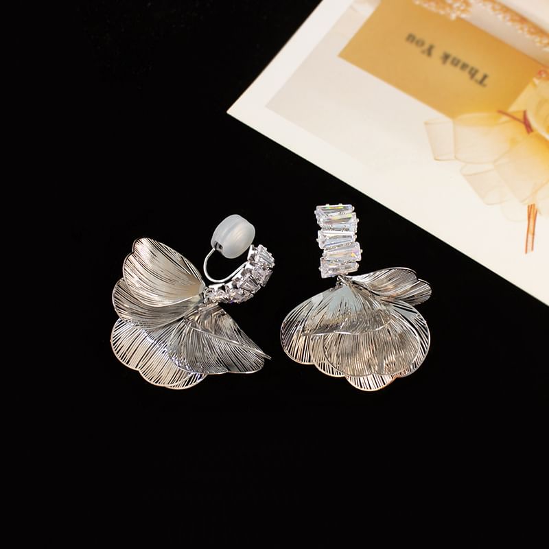 / Clip Petal Drop Earring Rhinestone On