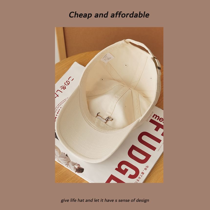 Dog Embroidered Baseball Cap