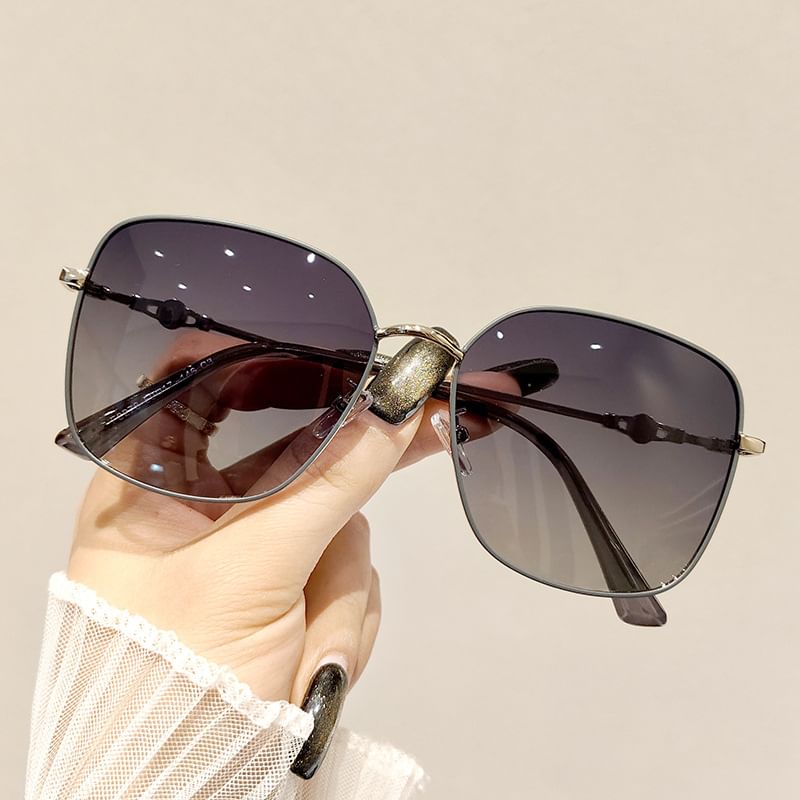 Geometric Frame Sunglasses