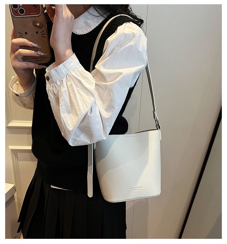 Plain Faux Bucket Bag Leather