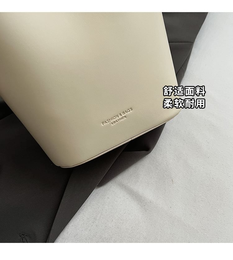 Plain Faux Bucket Bag Leather