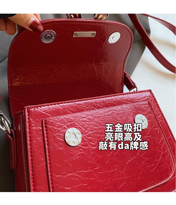 Bag Flap Accent Bow Crossbody