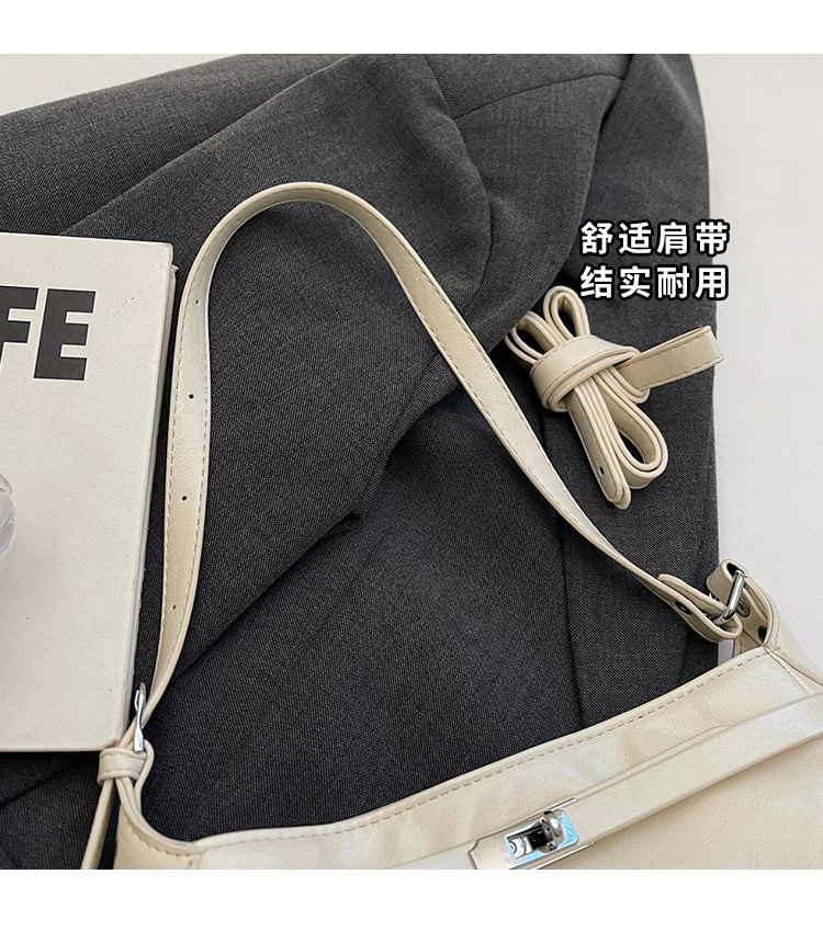 Bag Faux Leather Shiny Shoulder