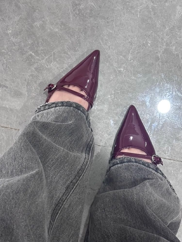 Heel Stiletto Low Buckle Pumps