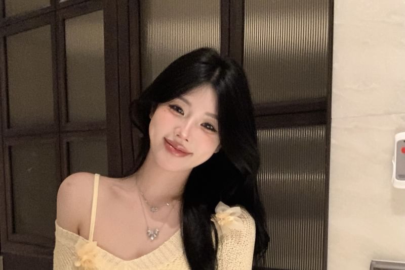 Mini Flower Dress / Neck Long-Sleeve V Sheath Knit Slip Accent