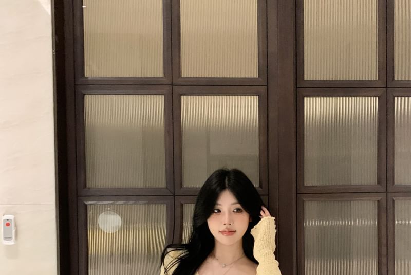 Mini Flower Dress / Neck Long-Sleeve V Sheath Knit Slip Accent