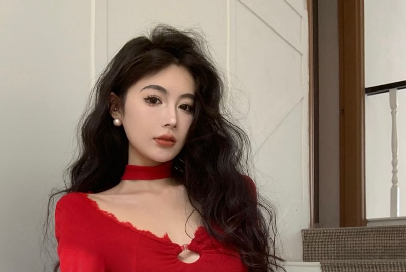 T-Shirt Long-Sleeve Lace Scoop Trim Cropped Plain Neck