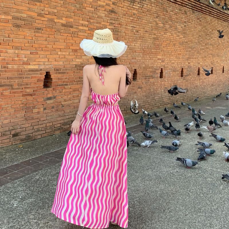 Dress Wave Maxi Halter Sleeveless Neck A-Line Striped
