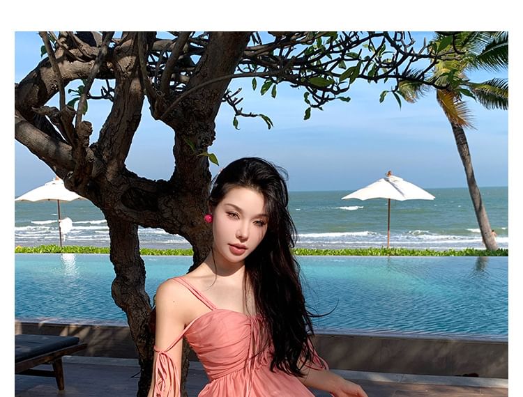 V-Neck Strap Plain Ruffle Spaghetti Maxi Dress A-Line Trim