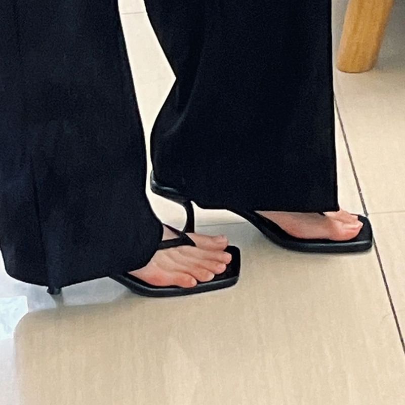 Kitten Heel Square Toe Plain Slingback Thong Sandals