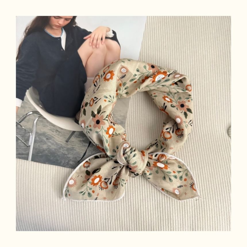 Print Scarf Floral Square