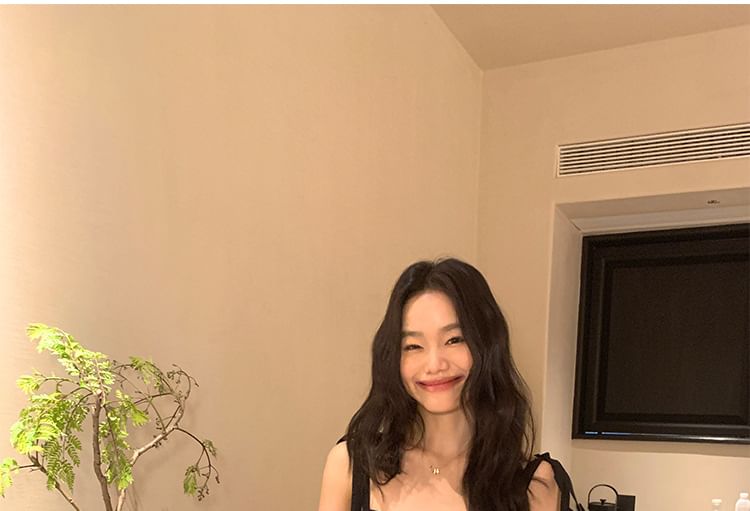 A-Line Plain Shoulder Dress Tie Maxi