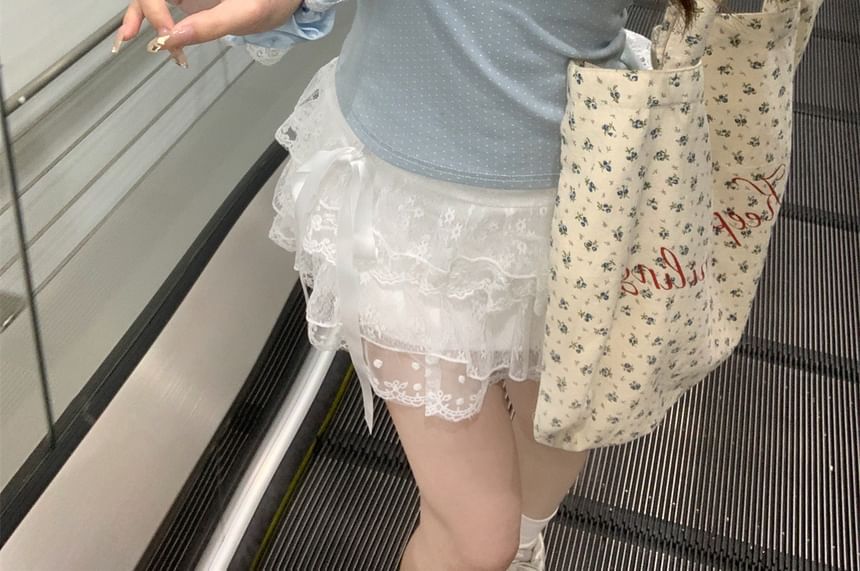 Bear Trim Lace Short-Sleeve Tee Slim Fit Print Crop Neck Scoop