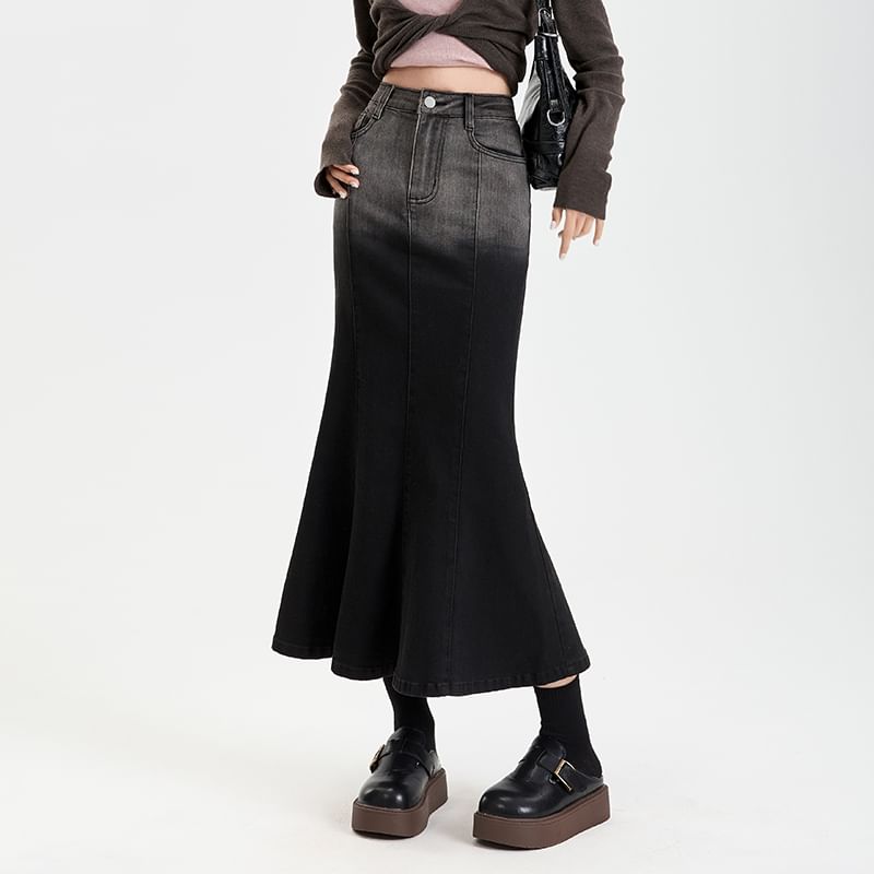 Gradient Washed Denim Mermaid Midi Skirt with High Rise