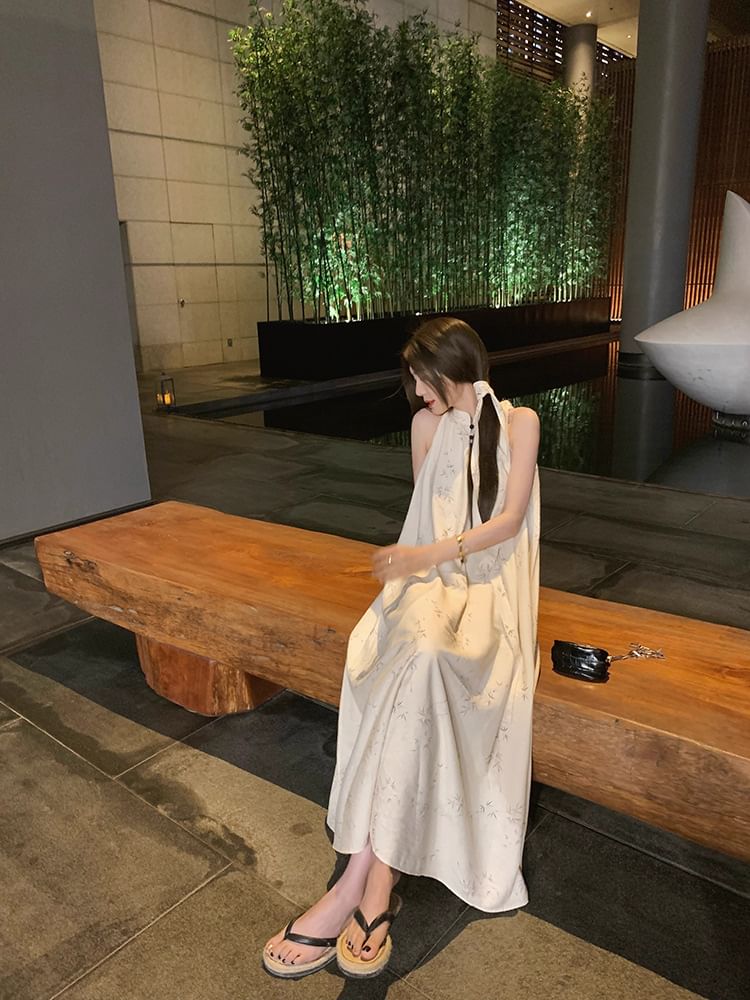 Sleeveless Lace Maxi A-Line Dress