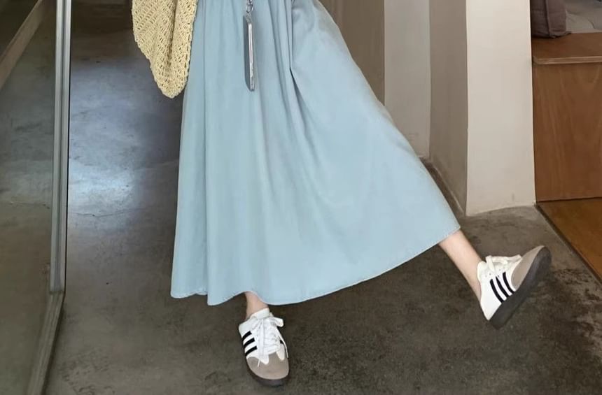 Sleeveless Crewneck Plain Maxi A-Line Dress