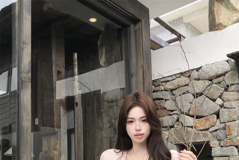 V-Neck Trim Blouse Puff-Sleeve Plain Ruffle Lace