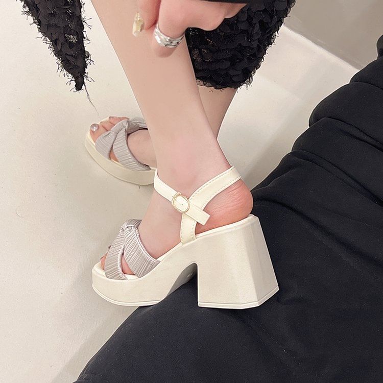 Knot Platform Chunky Heel Sandals