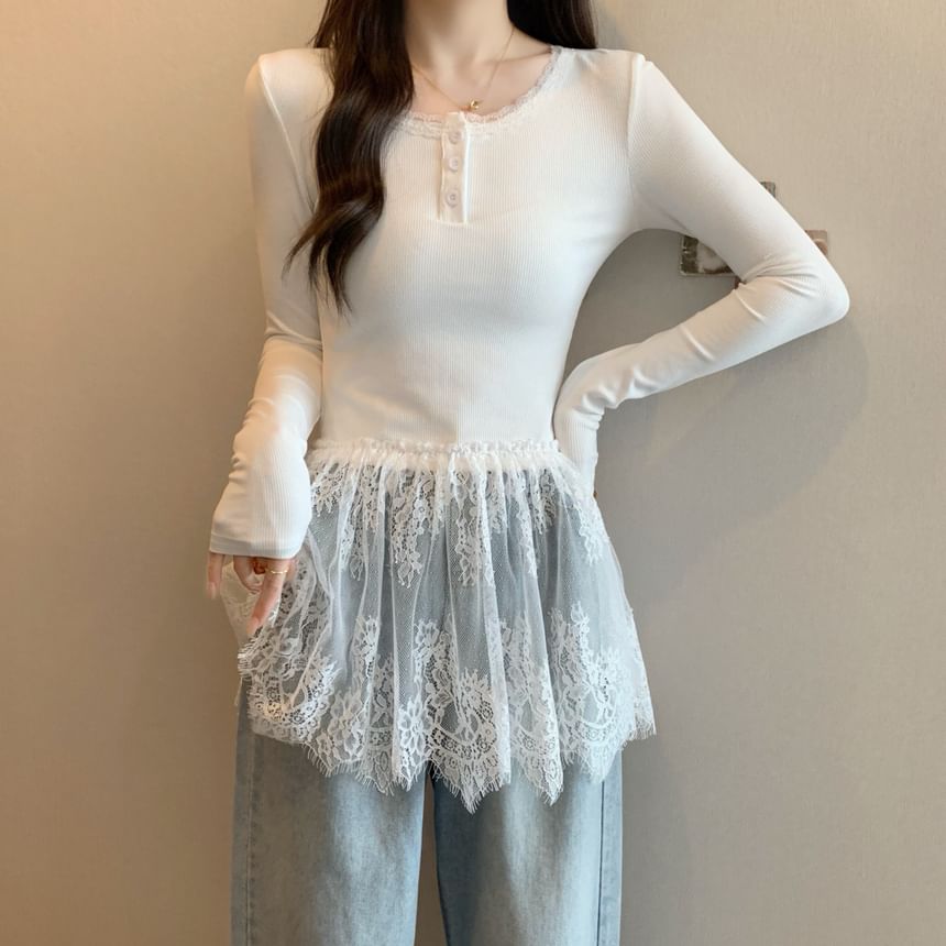 Long-Sleeve Fit Henley Peplum Panel Lace Slim T-Shirt