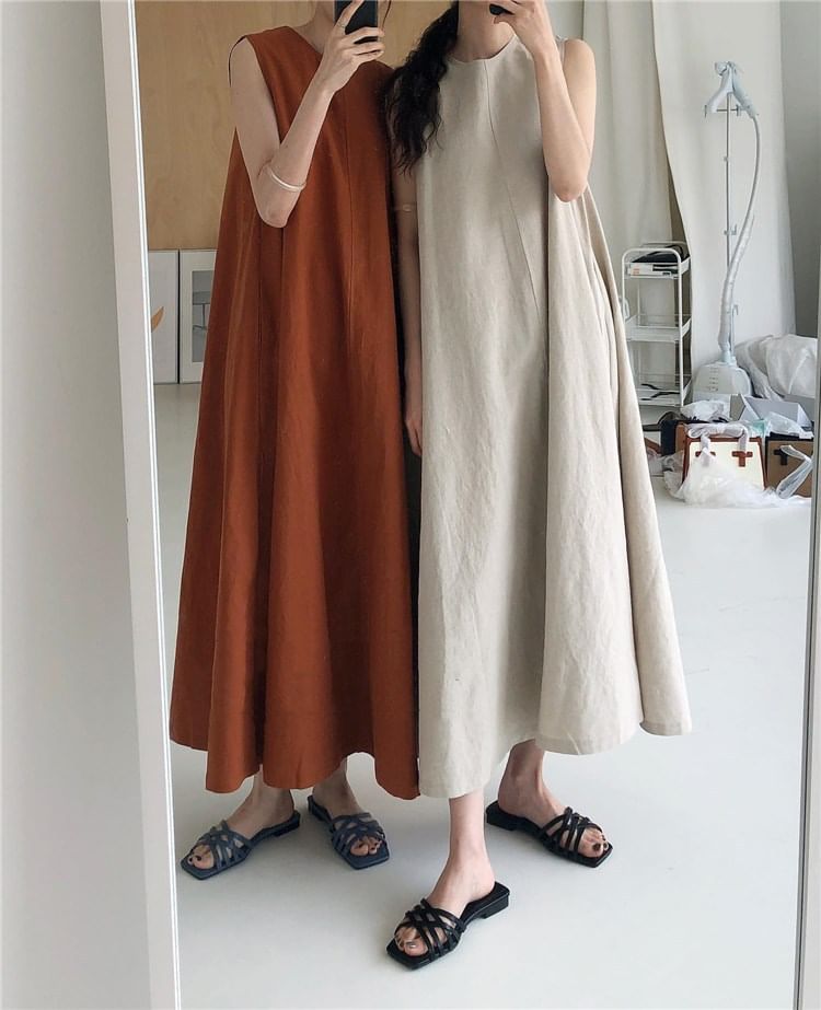 Crew Neck Sleeveless A-Line Maxi Dress