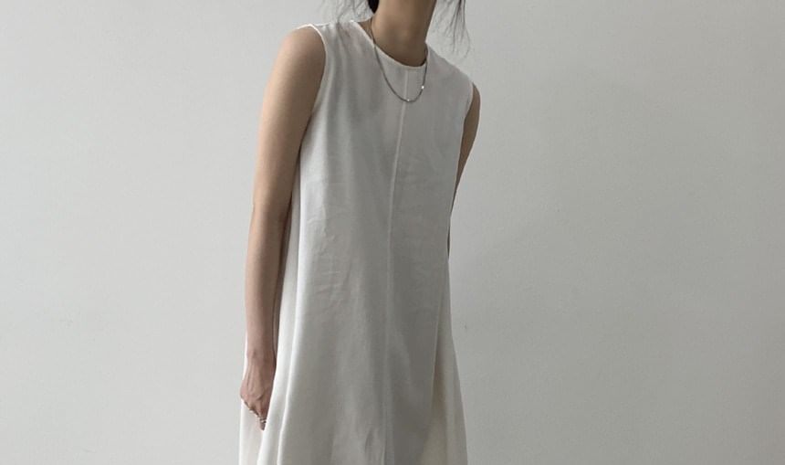 Crew Neck Sleeveless A-Line Maxi Dress