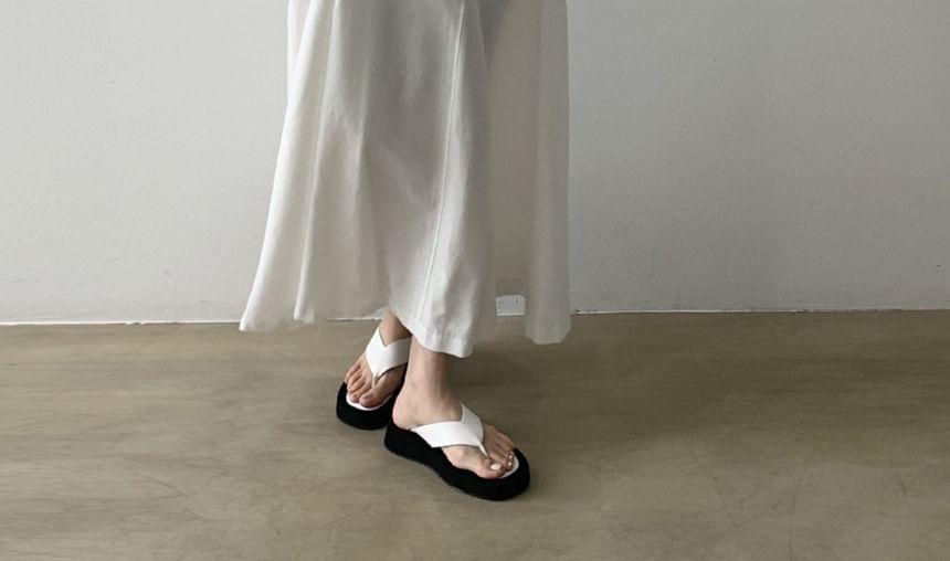Crew Neck Sleeveless A-Line Maxi Dress