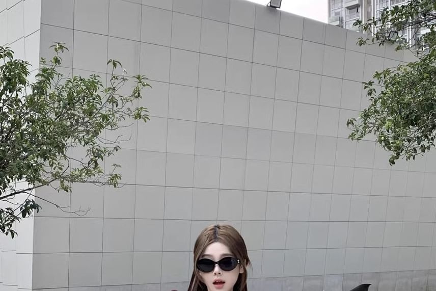 Fit Slim Crop V-Neck Short-Sleeve Tee Plain