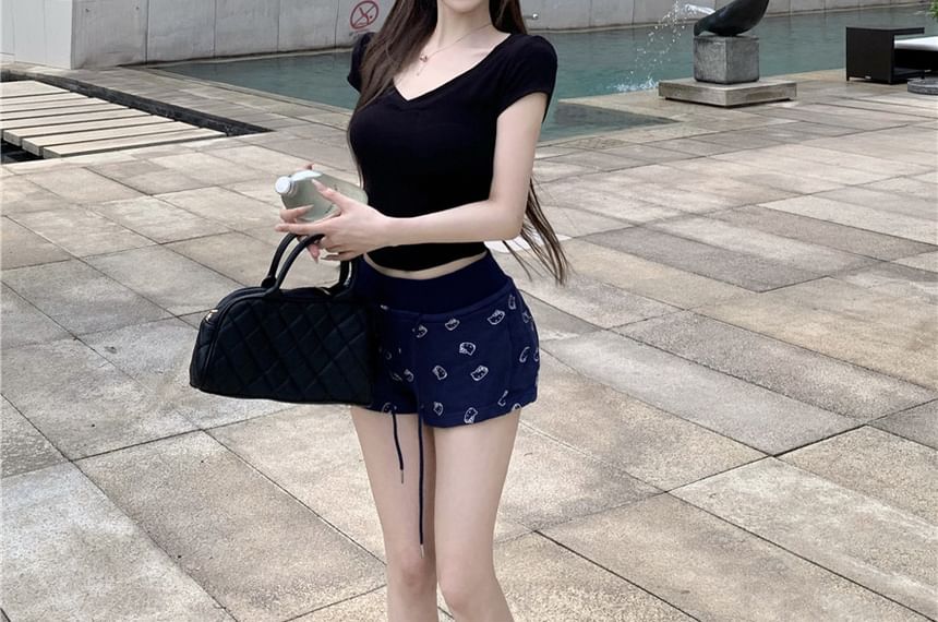 Fit Slim Crop V-Neck Short-Sleeve Tee Plain