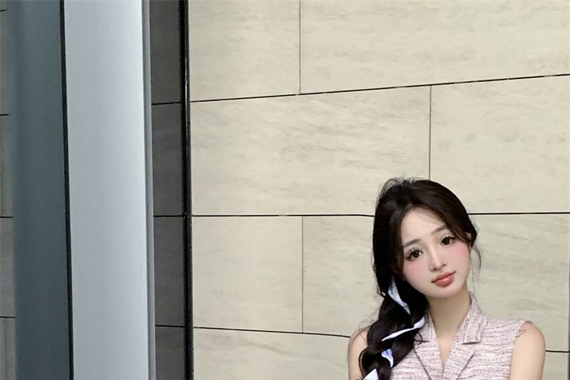 Sleeveless Crop Collared Lapel Vest