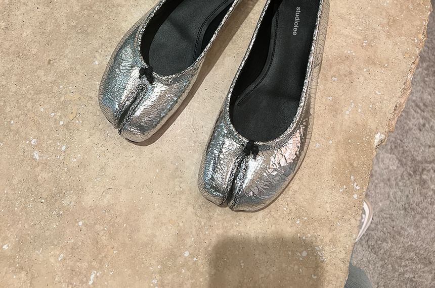 Metallic Genuine Flats Toe Split Leather