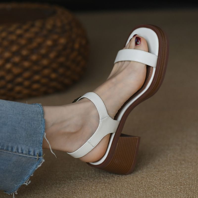 Heel Block Buckled Sandals Strap