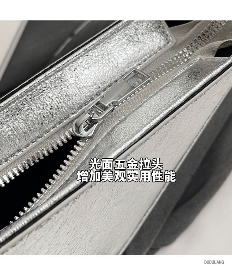 Velvet Heart Rhinestone Bag Hand