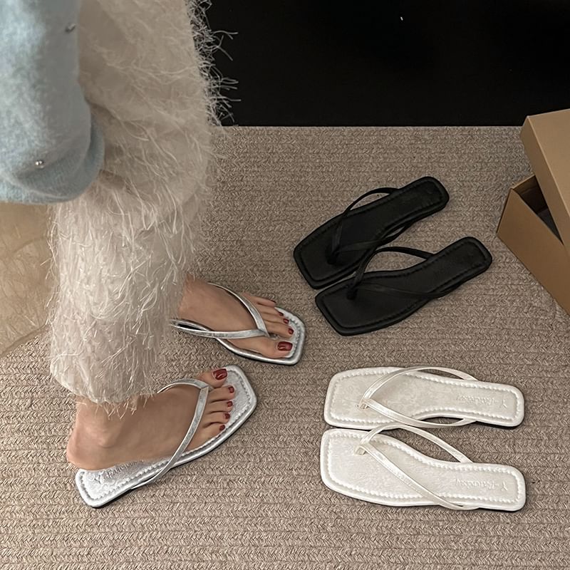 Thong Square-Toe Sandals
