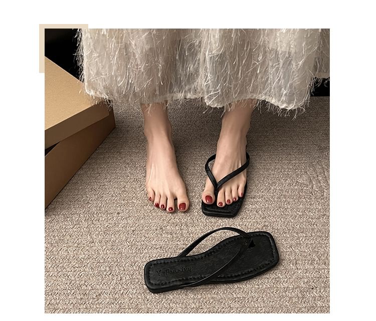 Thong Square-Toe Sandals