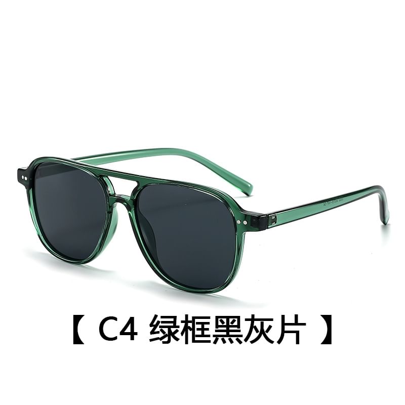 Aviator Plastic Sunglasses