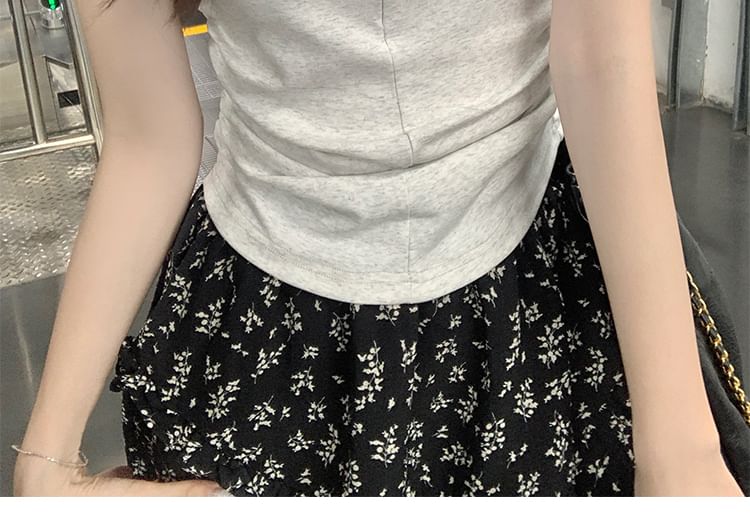 Round T-Shirt Slim Half-Zip Fit Ruched Neck Short-Sleeve