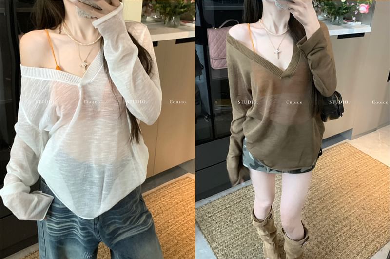 Long-Sleeve Bralette Knit Top Plain / V-Neck