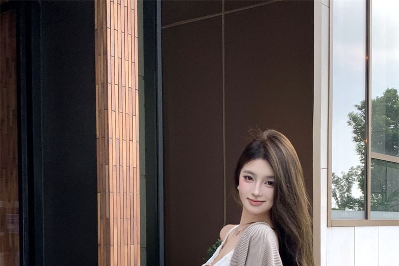 V-Neck High Pencil Open Waist Fringe Skirt Maxi Jacket Top Camisole Plain Trim / Front Lace