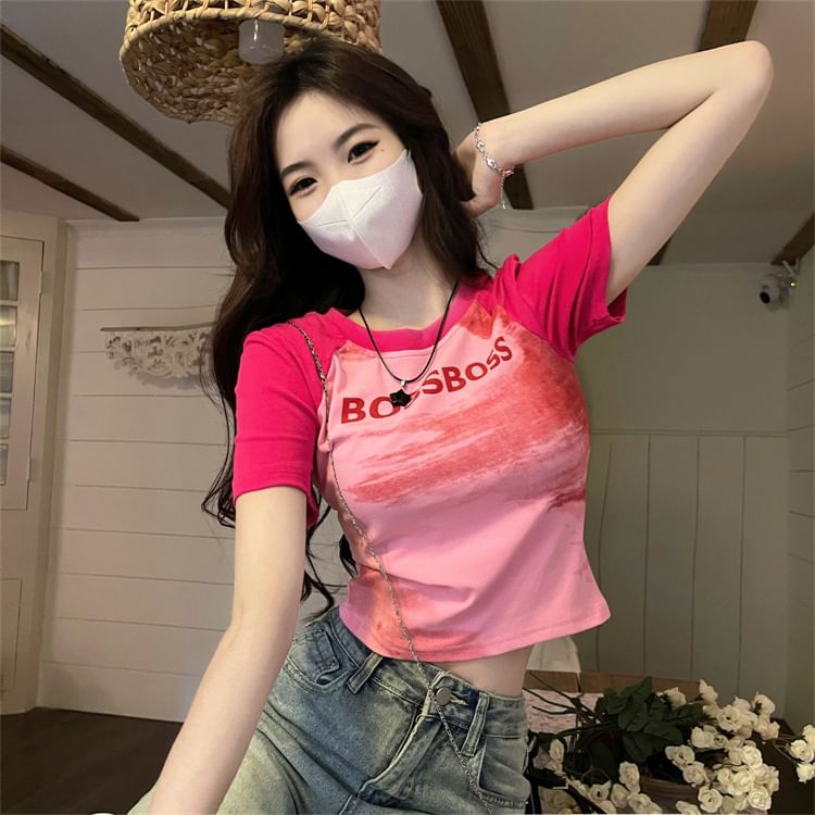 Slim Lettering Fit Round Neck T-Shirt Crop Short-Sleeve Raglan