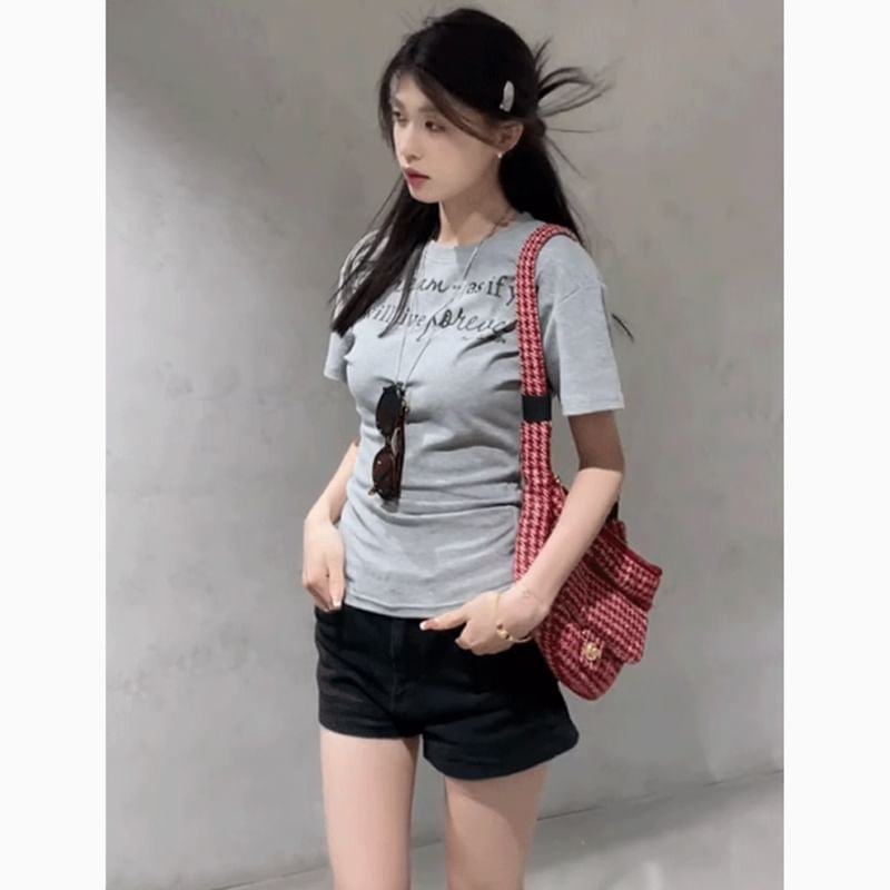 Lettering Short-Sleeve Slim Crew Fit Neck T-Shirt